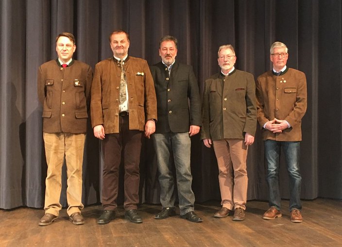 v. l. Präsident Karl Walch, Vizepräsident Friedhelm Röttgen, Beisitzer Wilfried Schlecht, Beisitzer Josef Rieken, Obmann fürs Prüfungswesen Josef Westermann. (Foto: Rasso Walch)